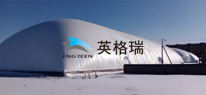 氣膜建筑具有造價合適、通風(fēng)良好、保溫效果好的諸多優(yōu)勢